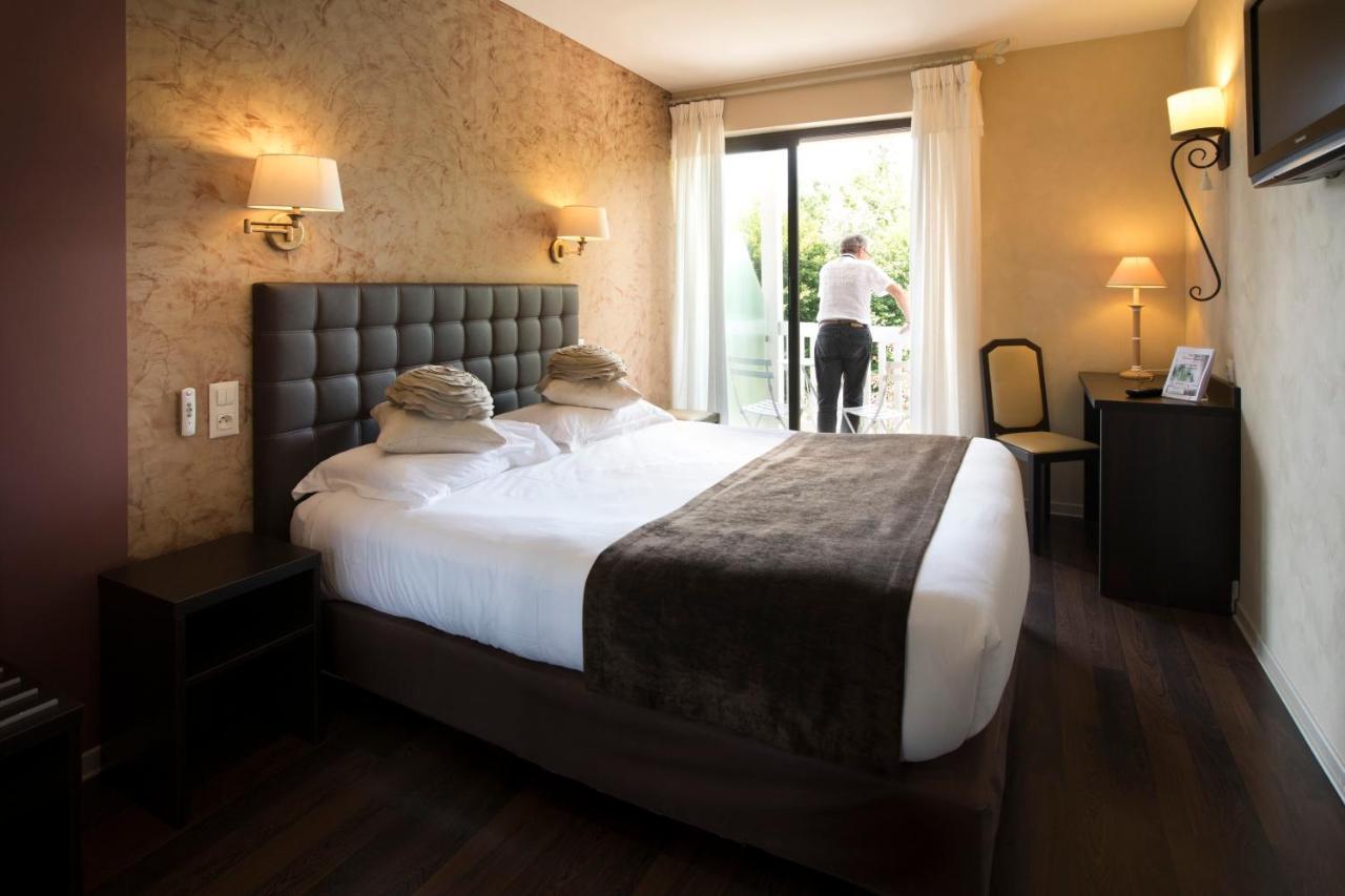 Logis Hotel - Restaurant - Spa - Le Relais De Farrou Villefranche-de-Rouergue Exterior foto